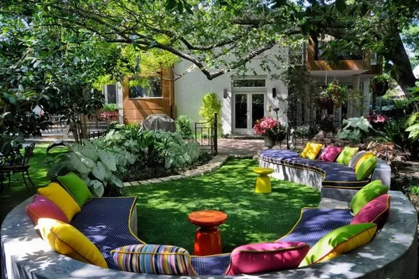 ландшафтный дизайн двора в частном доме 