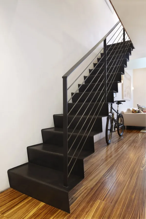металлические лестницы в частный дом