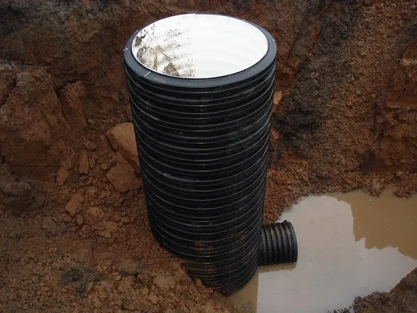 дренажный колодец для ливневой канализации
