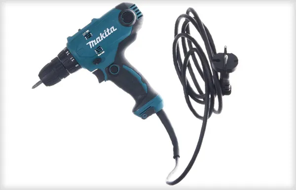 Makita DF0300