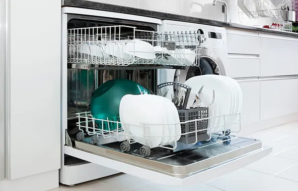 Почему фарфор нельзя мыть в посудомоечной машине 3