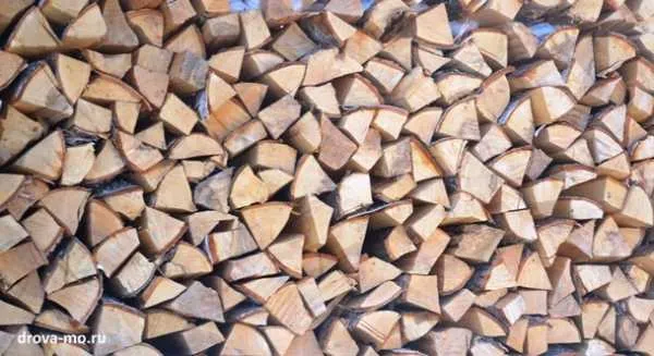 Сколько дров нужно на зиму для отопления дома 3