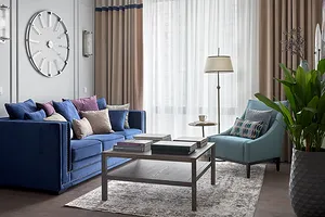 Синий диван в интерьере гостиной фото с чем сочетать 3