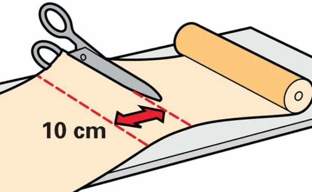 Нарезка обоев для потолка