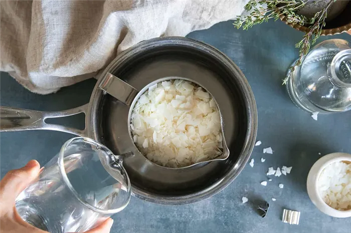 Как сделать свечи своими руками: руководство для начинающих