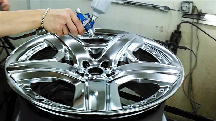 Виды и особенности красок с эффектом хрома 17 Получить светоотражающее покрытие можно практически на любой твёрдой поверхности