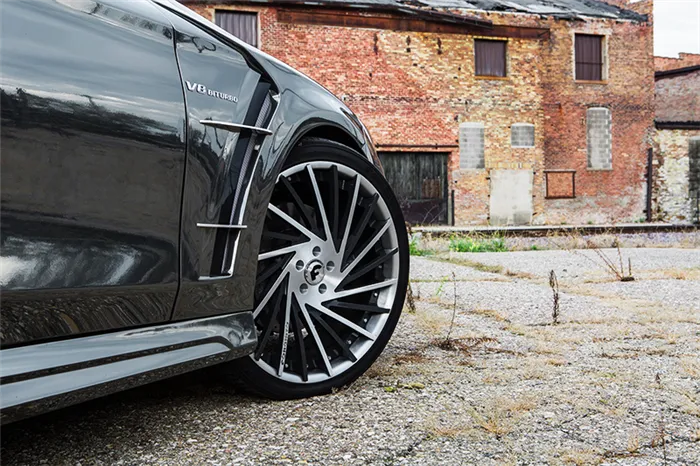 Виды и особенности красок с эффектом хрома 16 На грунте для обработки деталей экономить не стоит, лучше приобрести средство в баллончике