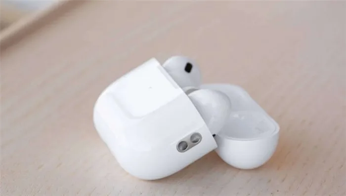 Можно ли найти AirPods Pro в кейсе. Если AirPods Pro 2 в кейсе, их не найти. Фото.