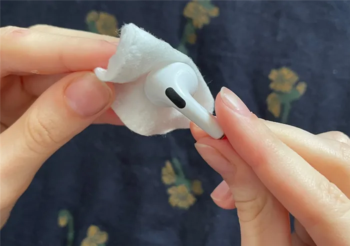 Как снять амбушюры с airpods pro 4